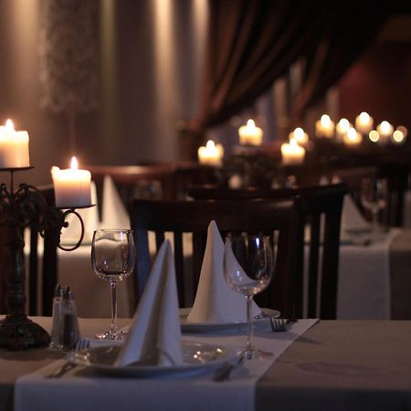 A' Propos Hotel, Restauracja, Club Walbrzych Ngoại thất bức ảnh