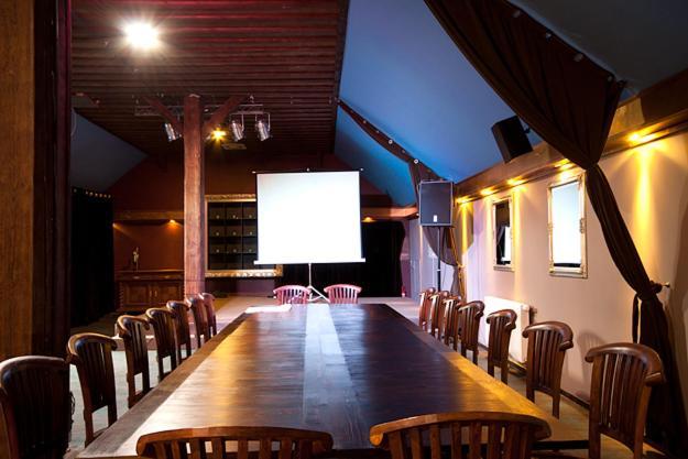 A' Propos Hotel, Restauracja, Club Walbrzych Ngoại thất bức ảnh