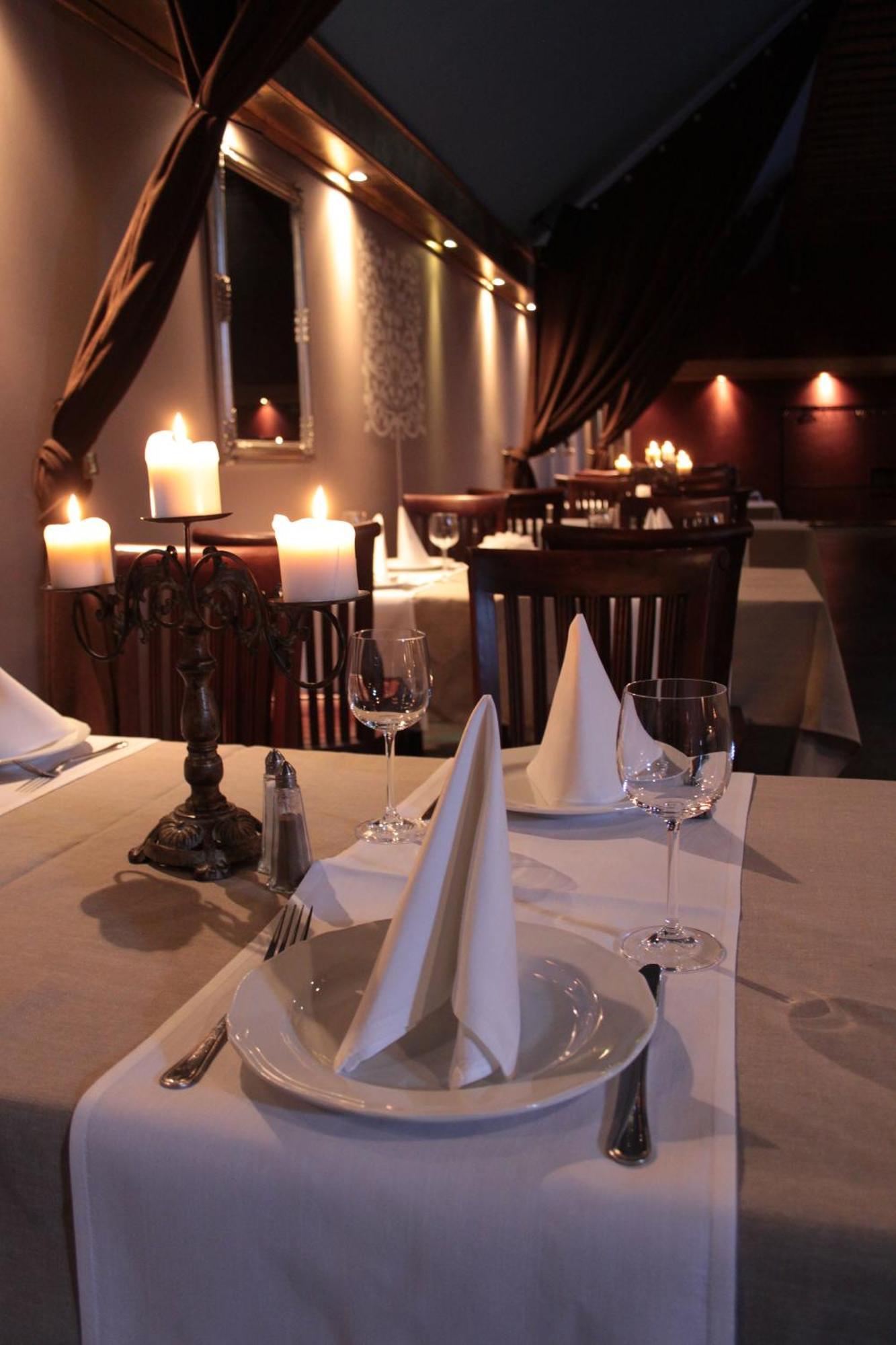 A' Propos Hotel, Restauracja, Club Walbrzych Ngoại thất bức ảnh
