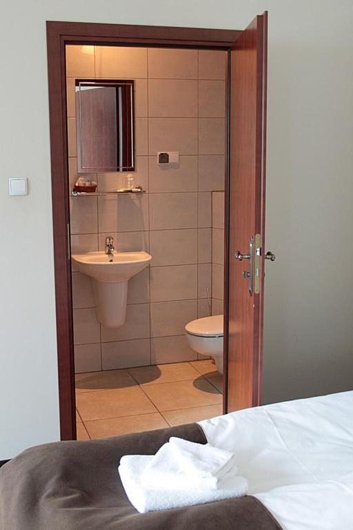 A' Propos Hotel, Restauracja, Club Walbrzych Phòng bức ảnh